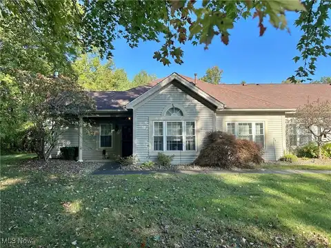 59 Woodland Chase Boulevard, Niles, OH 44446