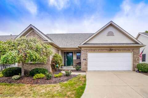 50 Fredricksburg Court NE, North Canton, OH 44720