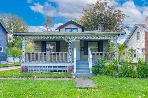 892 Montford Road, Cleveland, OH 44121