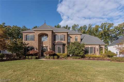 1744 Bur Oak Drive, Westlake, OH 44145