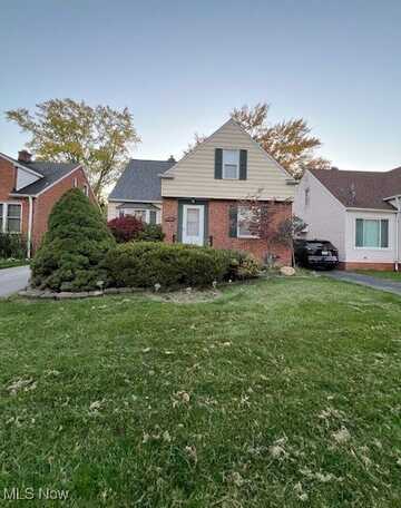 1260 Argonne Road, South Euclid, OH 44121