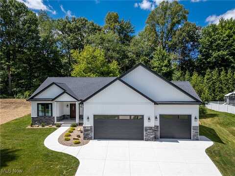 553 Silver Creek Drive, Doylestown, OH 44230