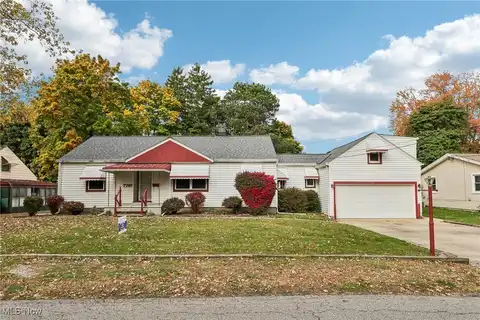 7749 Dahlia Drive, Mentor-on-the-Lake, OH 44060