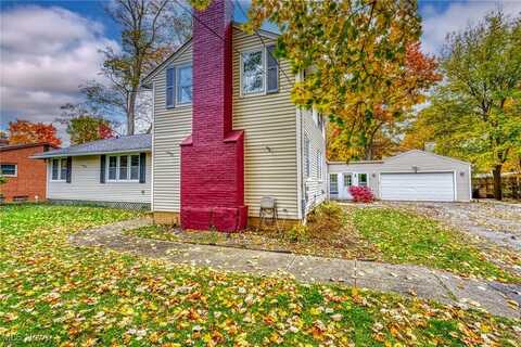 5865 Ruple Parkway, Brook Park, OH 44142