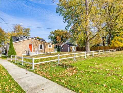 1537 9th Street, Cuyahoga Falls, OH 44221