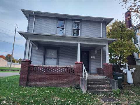 1337 Chestnut Street, Coshocton, OH 43812