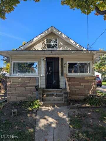 695 Morgan Avenue, Akron, OH 44306