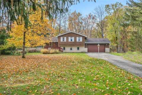 16898 S Meadowpark Drive, Walton Hills, OH 44146