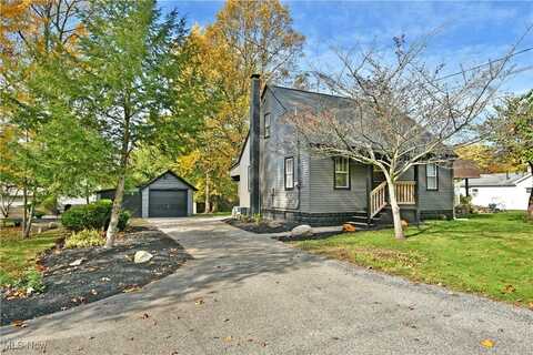 572 Howland Wilson Road SE, Warren, OH 44484