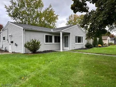 285 Rowan Drive, Berea, OH 44017