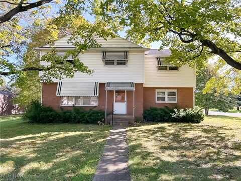 4610 Brookhaven Circle NE, Canton, OH 44705