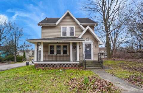 764 Russell Avenue, Akron, OH 44307