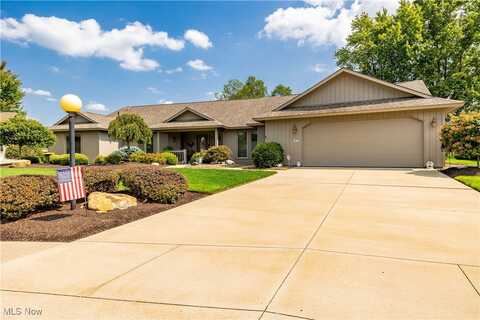 32651 Heron Circle, North Ridgeville, OH 44039