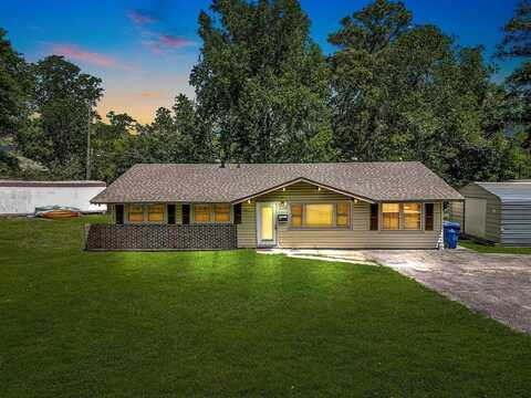 2026 Ruth St, Leesville, LA 71446