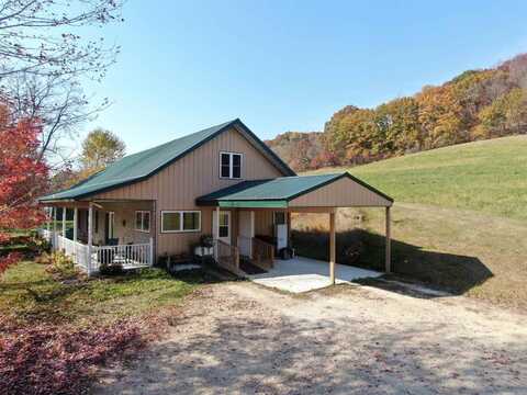 17352 Berry Hill Rd, Richland Center, WI 53581