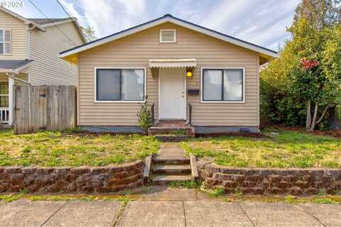 3715 SE 67TH Ave, Portland, OR 97206