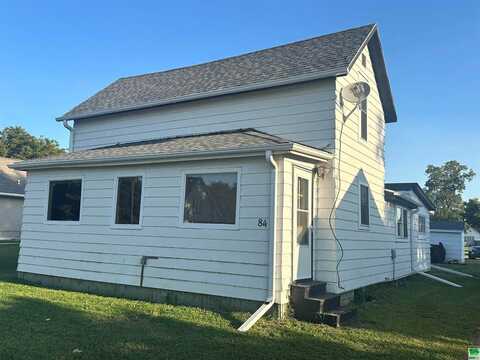 84 Sargent St, Akron, IA 51001