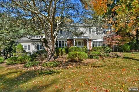 23 Fox Hill Road, Upper Saddle River, NJ 07458