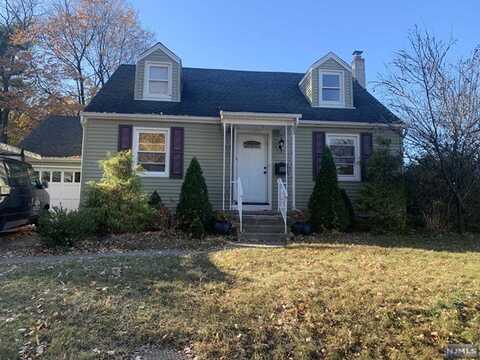 539 Coolidge Place, Paramus, NJ 07652