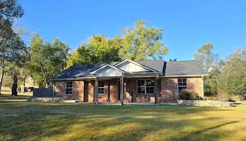 473 7th Street, Cushing, TX 75760