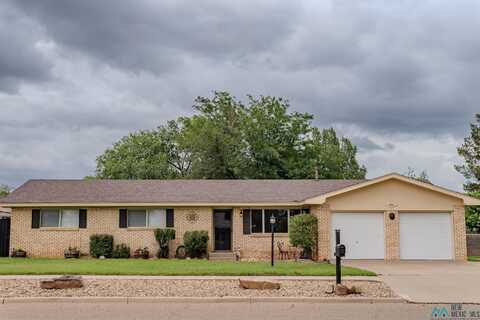 1801 Glenarm Drive, Clovis, NM 88101