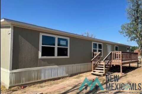 1811 Bindel Street, Carlsbad, NM 88220