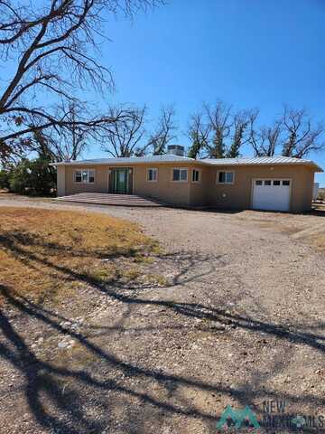 3515 Standpipe Road, Carlsbad, NM 88220