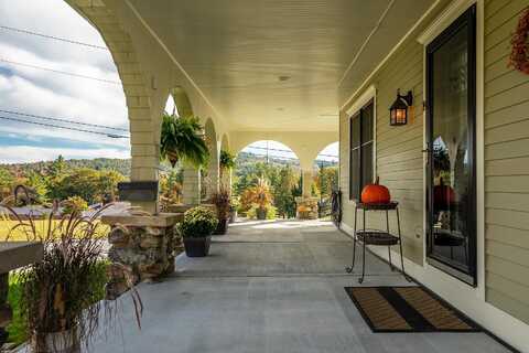 14 Gill Terrace, Ludlow, VT 05149