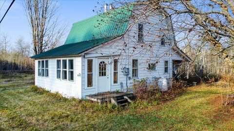 4460 VT Route 114 S, Norton, VT 05907