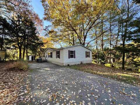 50 Willow Circle, Hartford, VT 05001