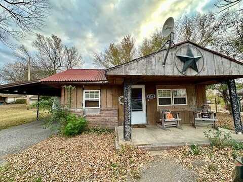 253 W 1st Avenue, Welch, OK 74369