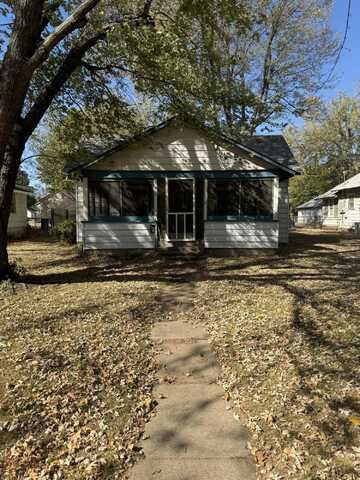 405 N Smith Street, Vinita, OK 74301