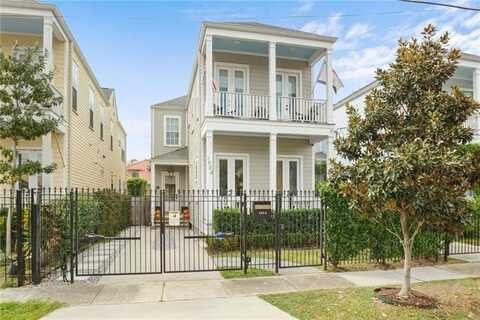 1904 AMELIA Street, New Orleans, LA 70115