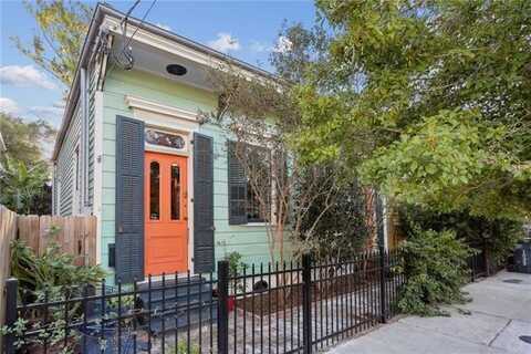 1023 BARTHOLOMEW Street, New Orleans, LA 70117