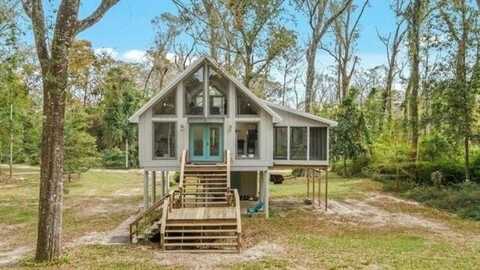 23705 FLETCHER ISLE Road, Ponchatoula, LA 70454