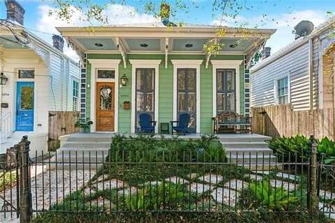 6056 ANNUNCIATION Street, New Orleans, LA 70118