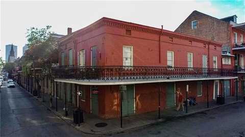 945 CHARTRES Street, New Orleans, LA 70116