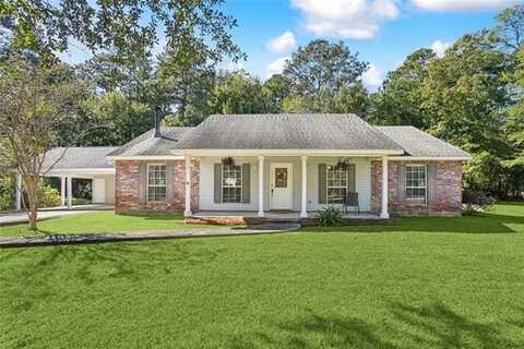 110 PINE OAKS Drive, Madisonville, LA 70447