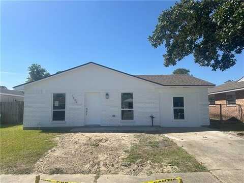 1104 BEECHWOOD Drive, Harvey, LA 70058