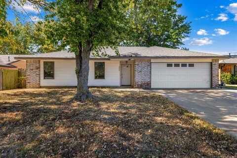 209 Mistletoe Lane, Bartlesville, OK 74003