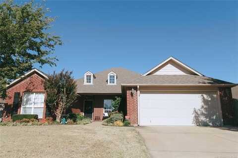 8129 Silverado Road, Claremore, OK 74019