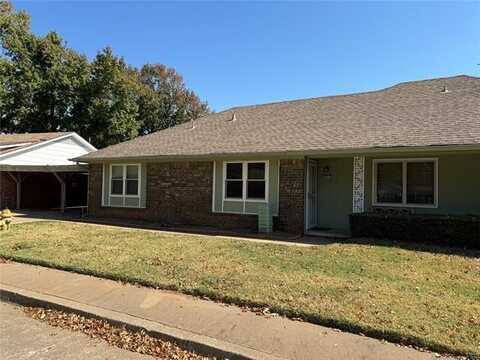 5621 S Newport Avenue, Tulsa, OK 74105