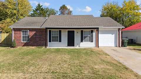 1810 Lexington Road, Claremore, OK 74017