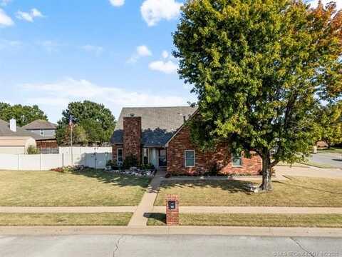 1305 S 35th Street, Broken Arrow, OK 74014