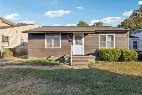 3719 W 42nd Place, Tulsa, OK 74107