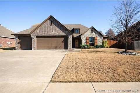 9303 N 93rd East Avenue, Owasso, OK 74055