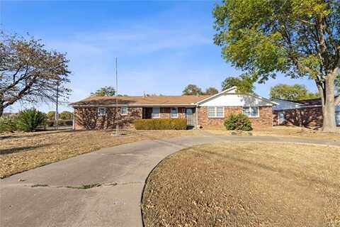 750 W 4th Street, Skiatook, OK 74070