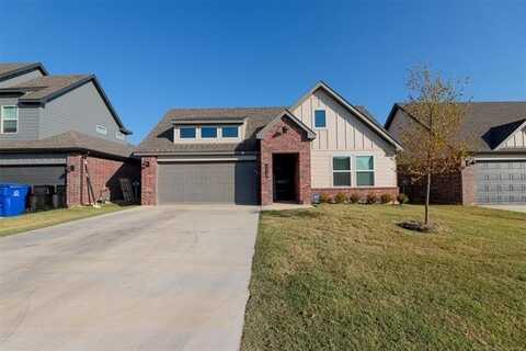 2428 W Birmingham Street, Broken Arrow, OK 74011