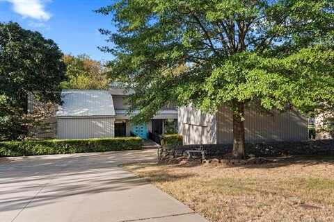 3433 Willowood Drive, Bartlesville, OK 74006