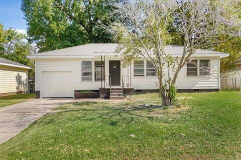 1913 S Cedar Street, Sapulpa, OK 74066